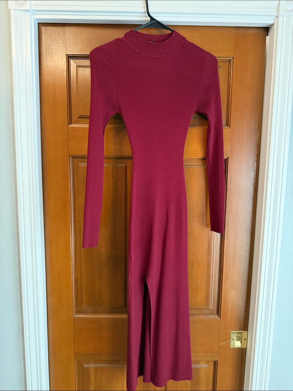 Rib-Knit Long Sleeve Midi Dress - Wine/ Maroon